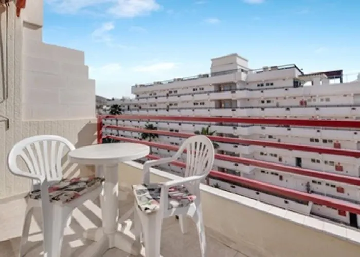 Apartment Olimpia 3 *